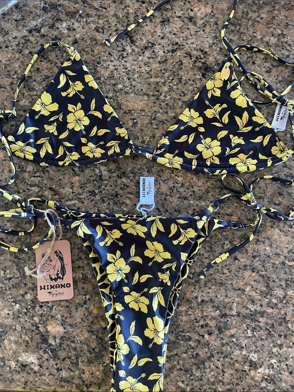 Hinano flying cloud bikini new w/tags